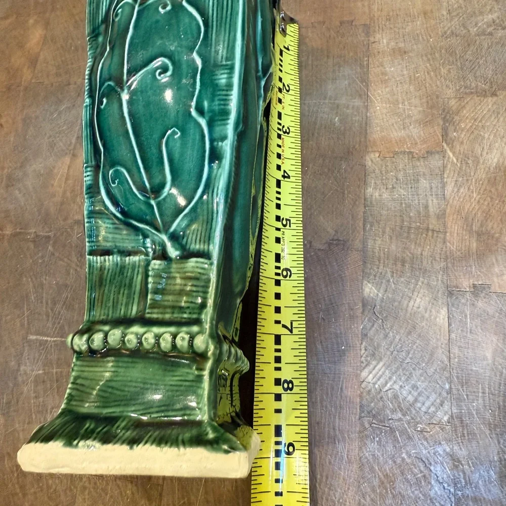 Vintage Mid Century Pottery Ceramic Glossy Green  Unique Shape Fish Stamp Vase - Picture 8 of 16